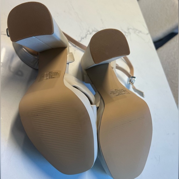 Ivory Steve Madden platforms - Picture 4 of 4